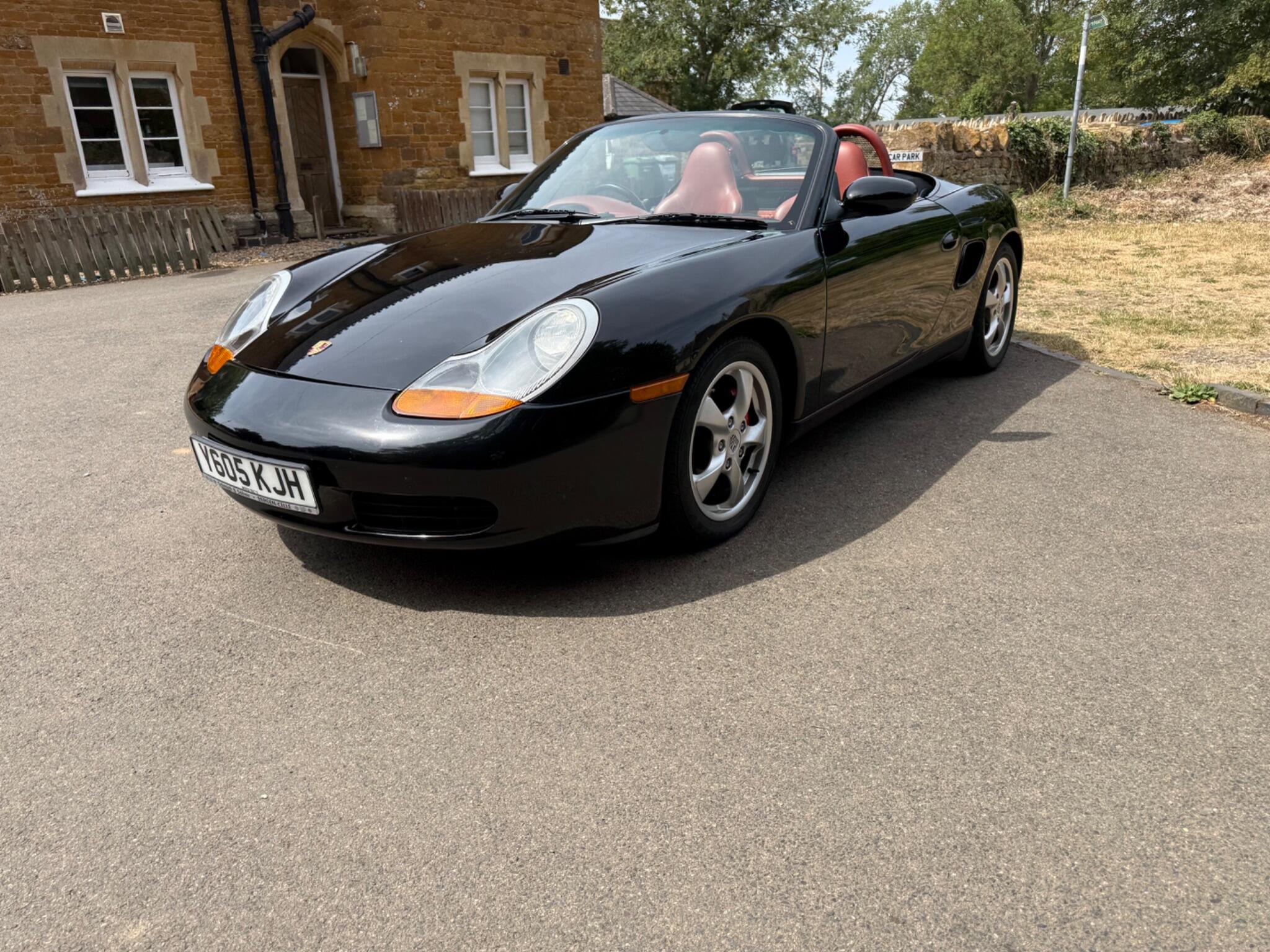 Porsche Boxster 2.7 986 2dr — photo 47 of 86